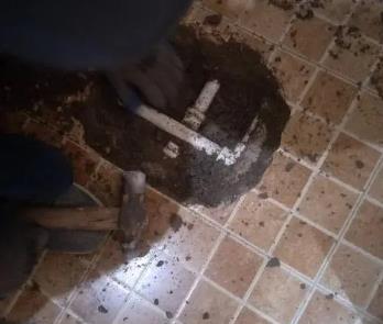 醴陵卫生间漏水维修公司为您分享下卫生间渗水如何处理及注意事项